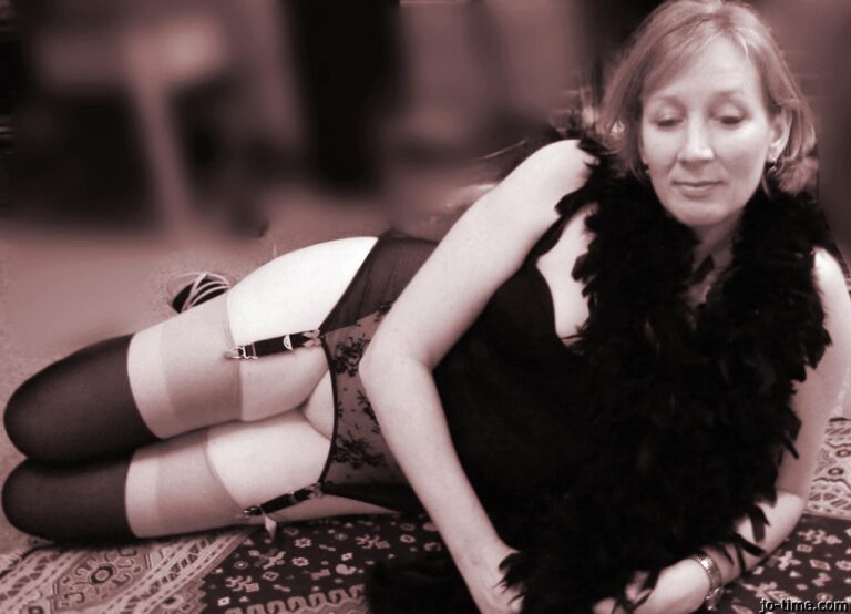 La Mia Notte di Fuoco su uno Yacht Privato in Mediterraneo