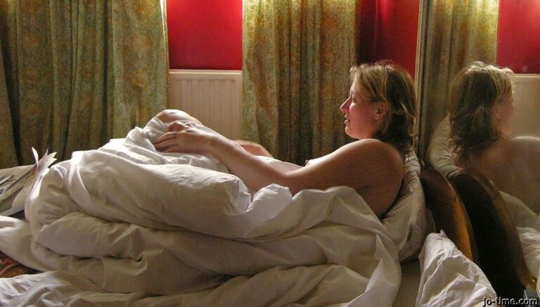 La Mia Notte di Fuoco su uno Yacht in Mediterraneo