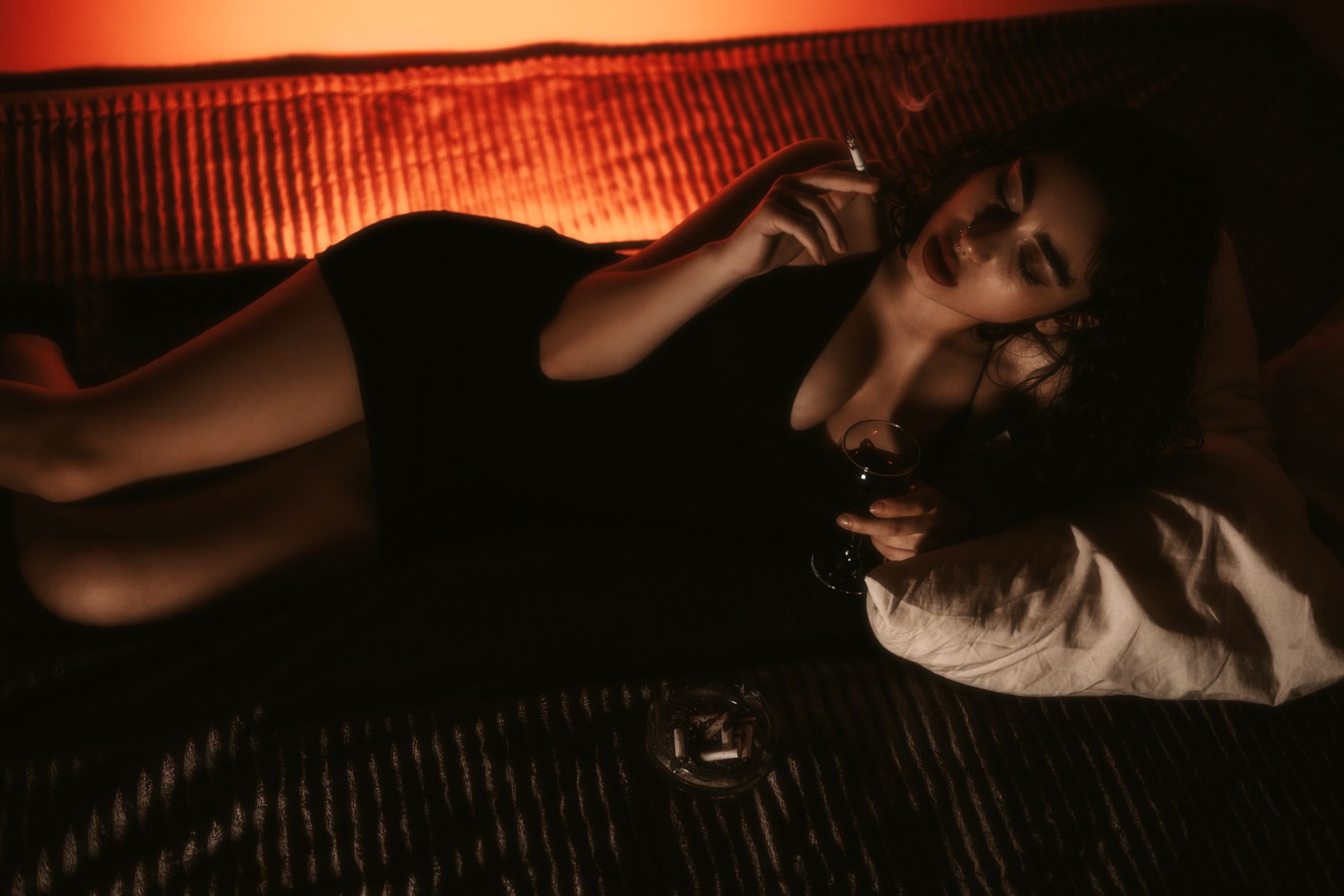 Giovane donna seducente